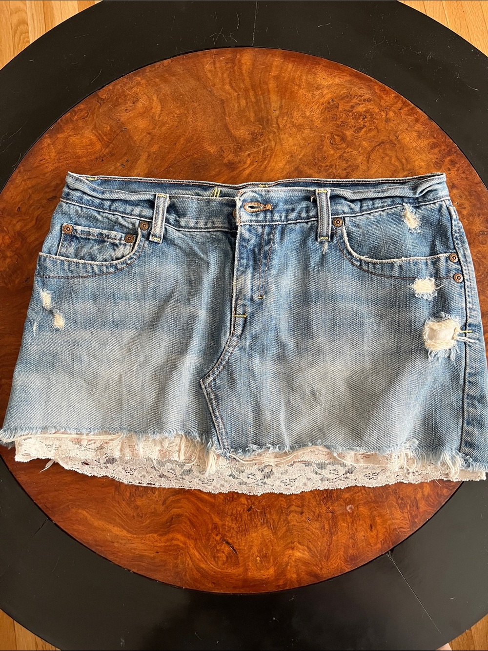 Abercrombie & Fitch Vintage distressed lace bottom denim mini skirt Sz.6